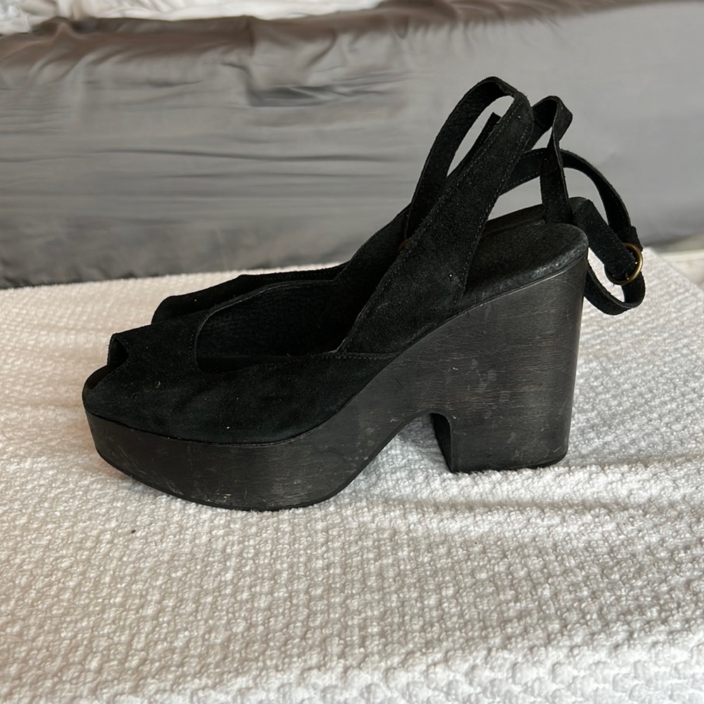 FREE PEOPLE Black Peep Toe Ankle strap platform Heels